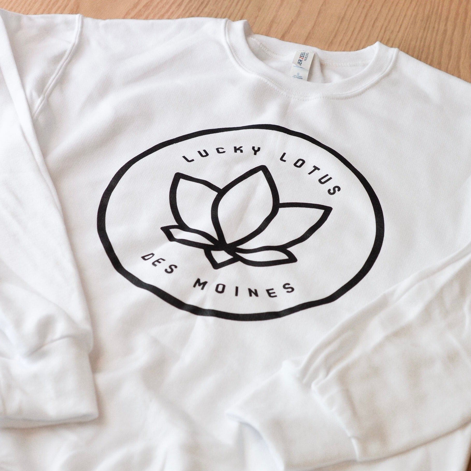 Lucky lotus clothing shop